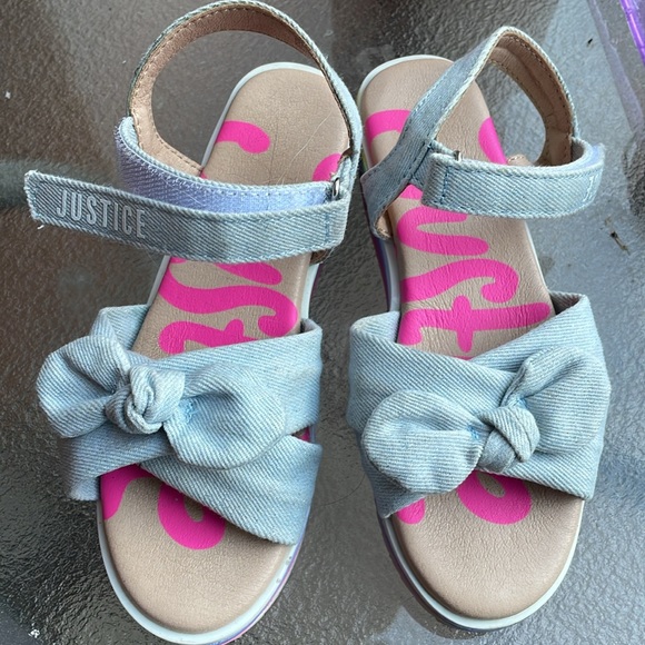Girls size 1 Justice Sandals - Picture 2 of 4